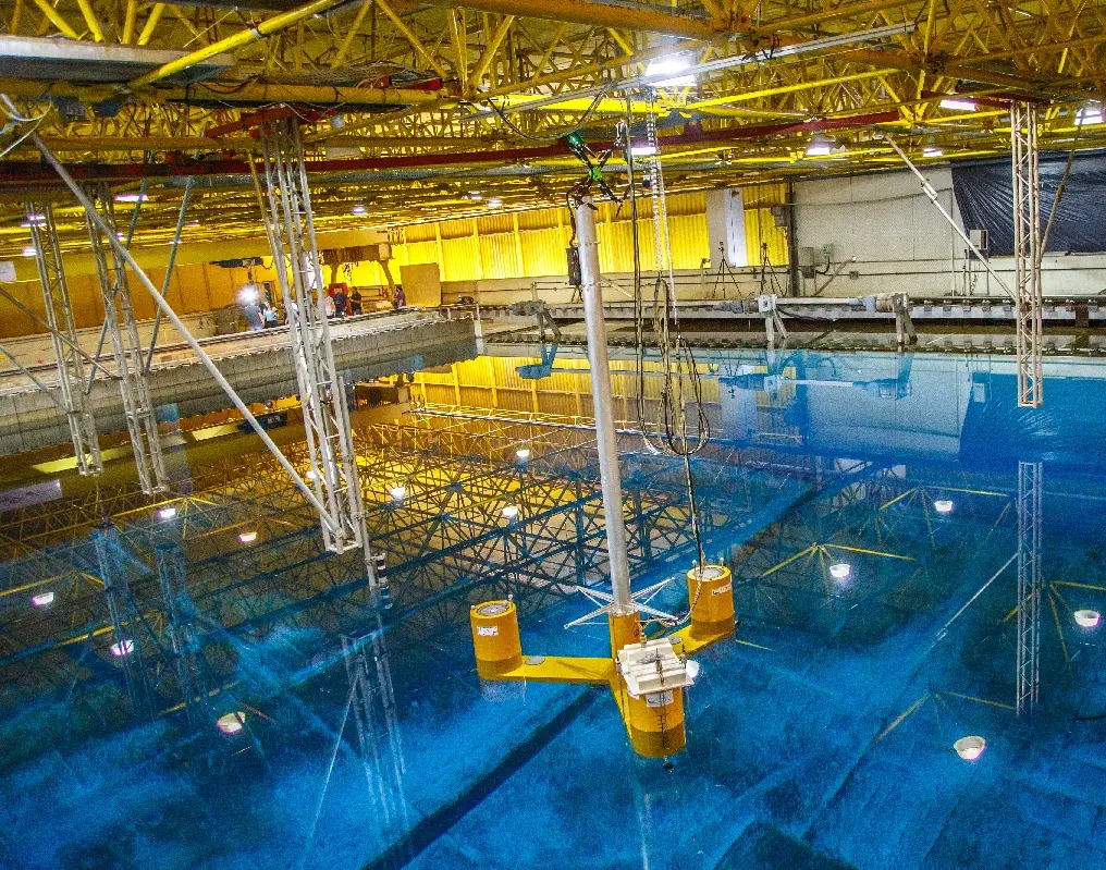 Petrobras, USP e UFRJ testam tecnologia inédita de eólica offshore no Laboratório Oceânico da Coppe